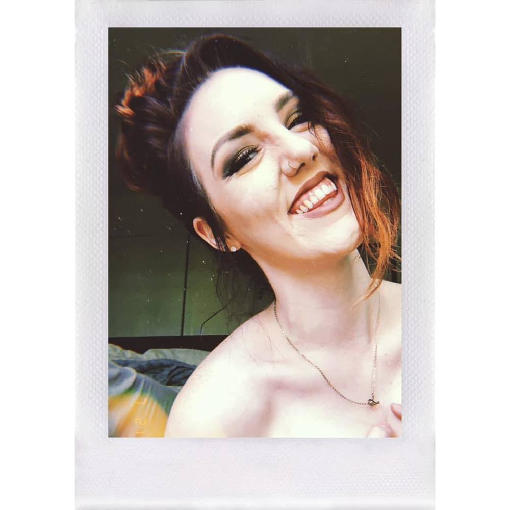 Meet your Posher, Arielle